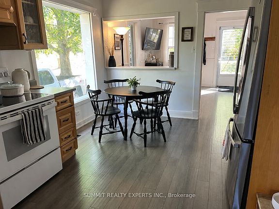 4th image of 2798 Dingman Dr