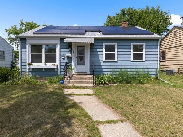 2907 Custer Ave, Rockford, IL 61101