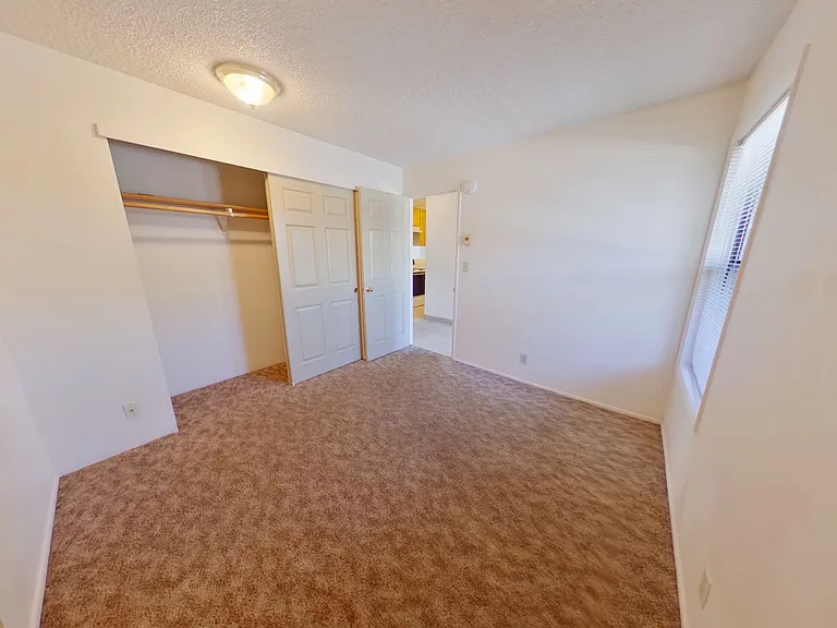 Hess Apartments — Photo 23