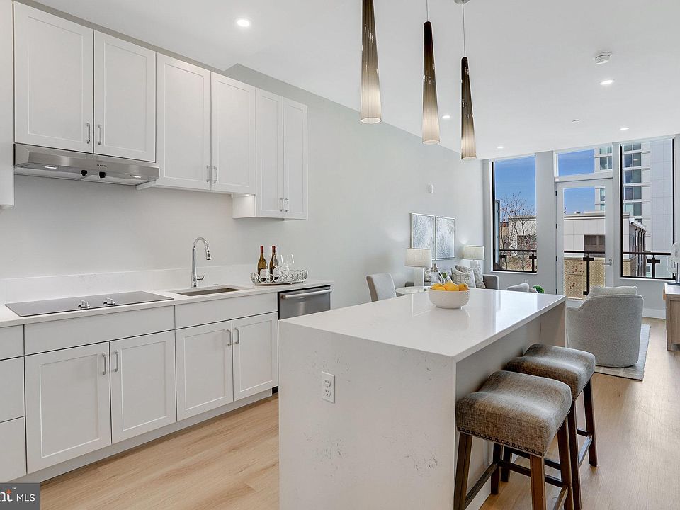 1st image of 801 N Fairfax St #411