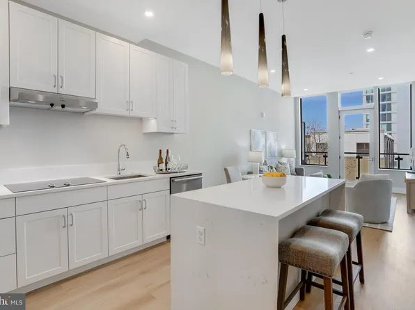 801 N Fairfax St #411, Alexandria, VA 22314