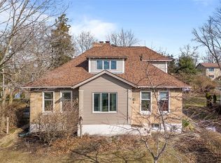 25 Fairview Rd, Pittsburgh, PA 15221