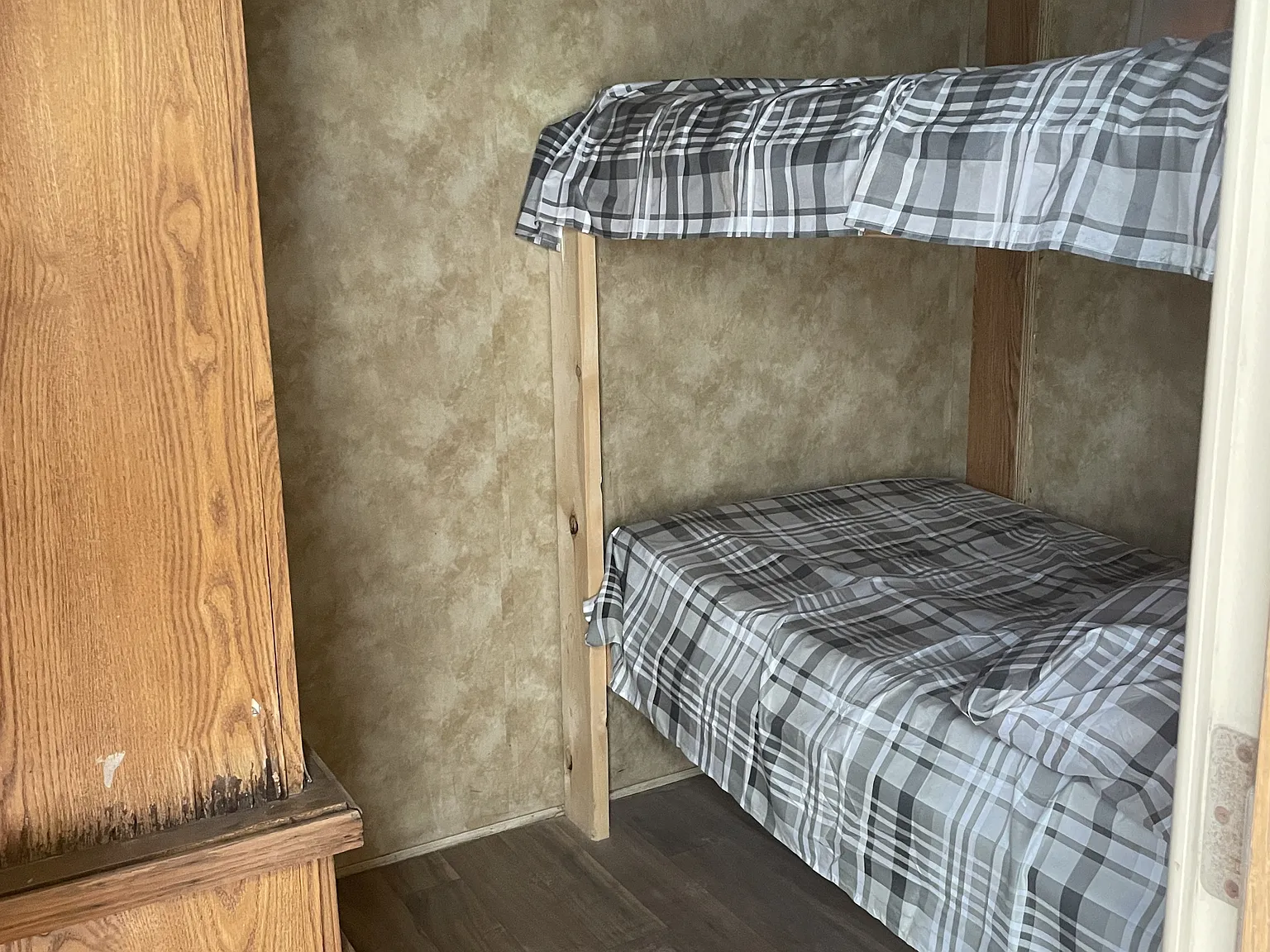 Royal RV Park Wink 907 North Roy Orbinson Drive - WA5-B Surrey Suite B — Photo 2