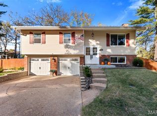 407 Tulsa Ave, Ballwin, MO 63021