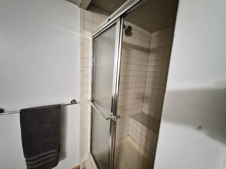 1809 Red Clover Dr — Photo 36
