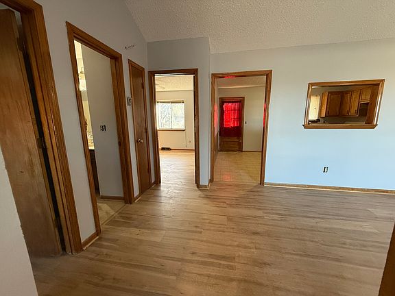 4th image of 8519 Goddard St #8521