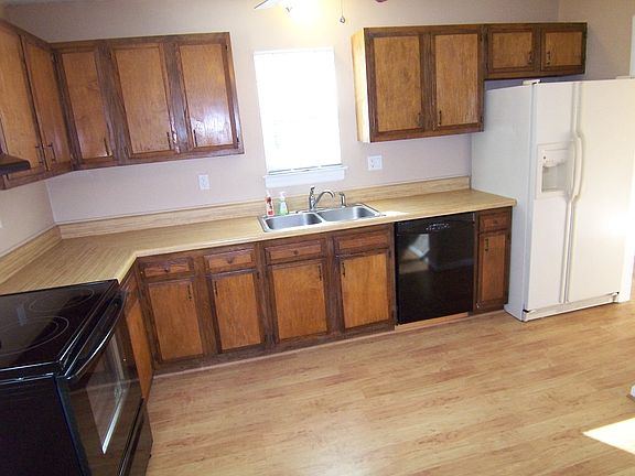 5th image of 500 Pullbrooke Dr