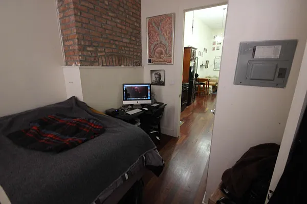 Rented by Nooklyn NYC LLC | media 6