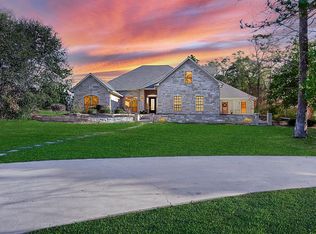 32 Hidden Springs Ranch Dr, Willis, TX 77378