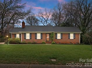 830 Faircrest Dr, Charlotte, NC 28210