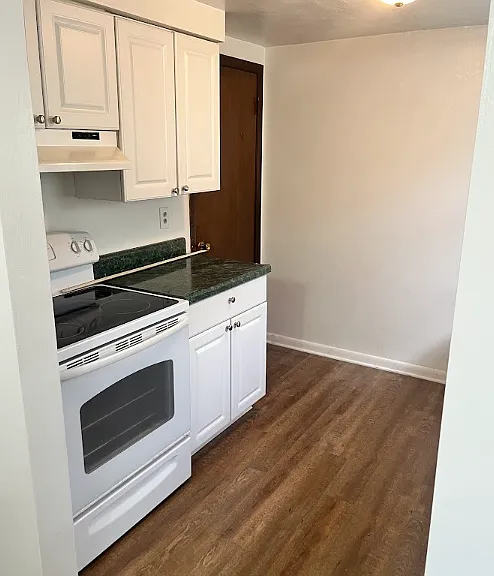 245 Laurel Dr #2 — Photo 24