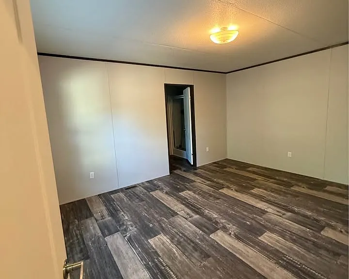 3000 S 9th Ave #103 — Photo 5