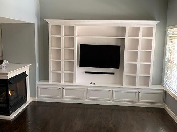2nd image of 421 Village Dr #1