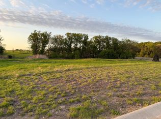 7984 207th St E, Prior Lake, MN 55372