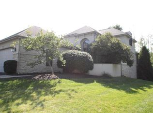 4917 Stonehaven Dr, Columbus, OH 43220