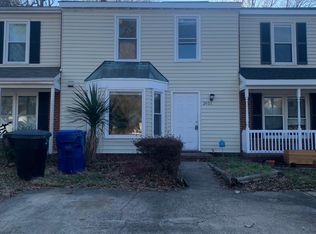 2403 Rennie Dr, Virginia Beach, VA 23454