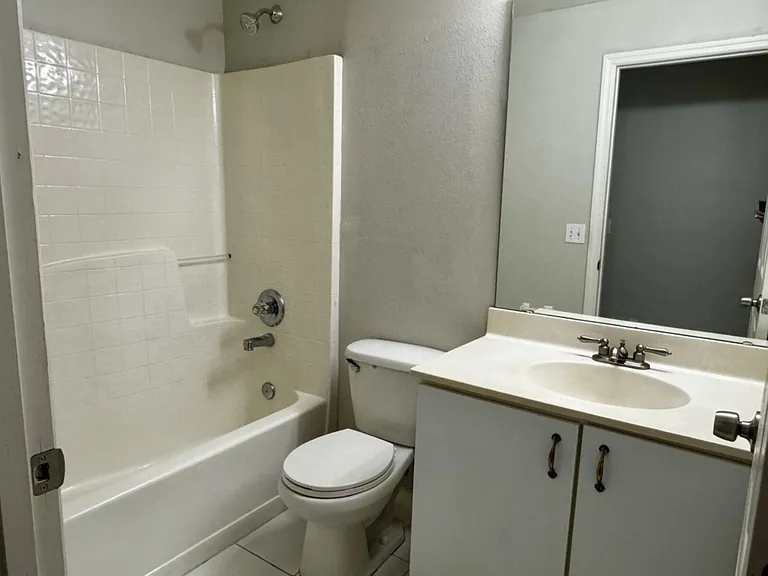 850 Welch Hill Cir — Photo 17