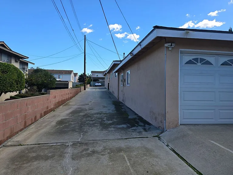 500 Everett Ave #D — Photo 8