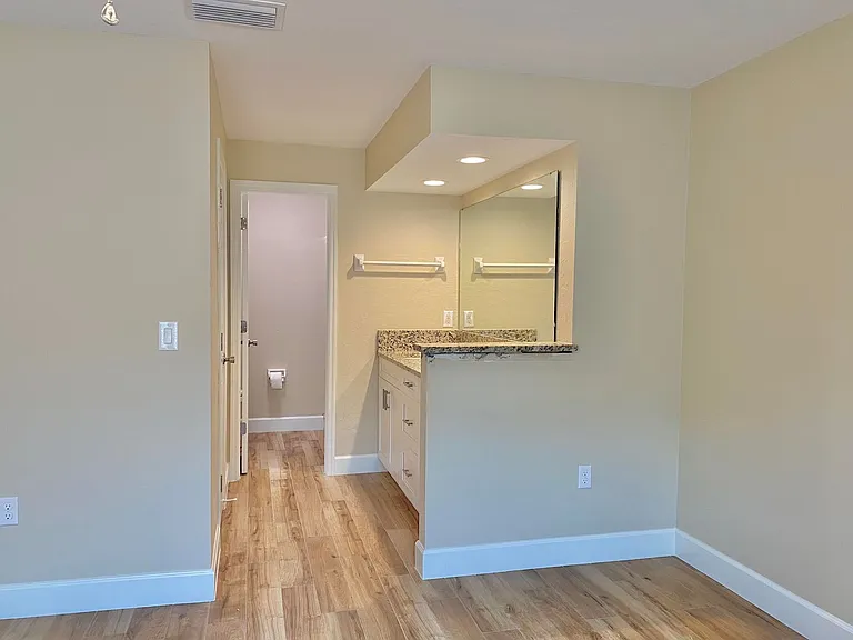 3842 Featherwood Trl — Photo 12