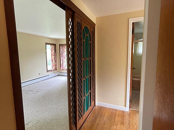 5th image of 41 Sherrard St