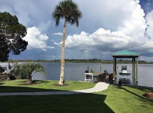 2293 S Waterman Dr, Crystal River, FL 34429