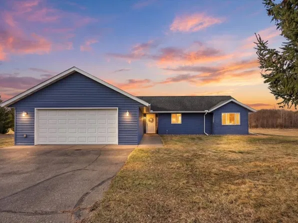 1323 216th Avenue, New Richmond, WI 54017