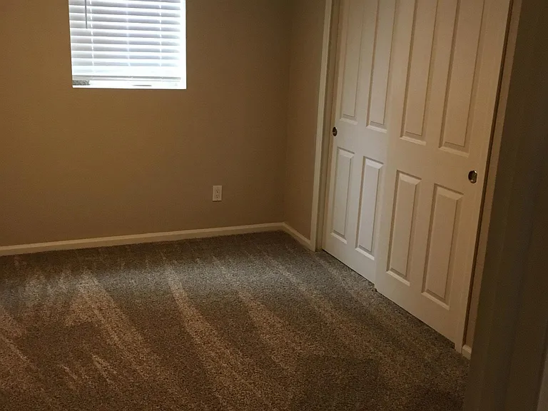 4572 Beach Ct — Photo 9