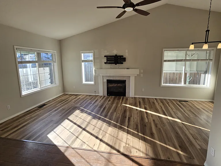 1065 Meadowlark Pl — Photo 3