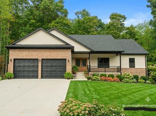 159 Secluded Cir, Radcliff, KY 40160
