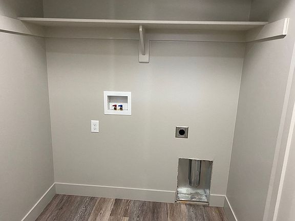 5th image of 3638 Lena Ave #3