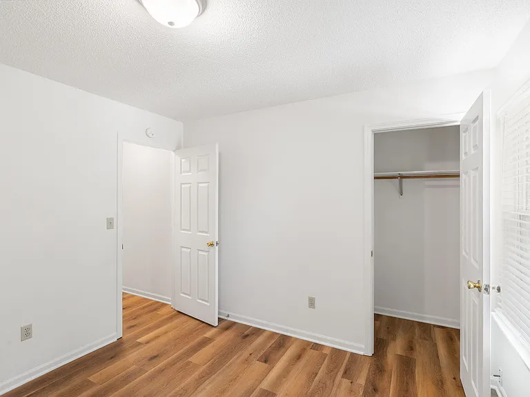 4412 Cheryl Ct — Photo 38