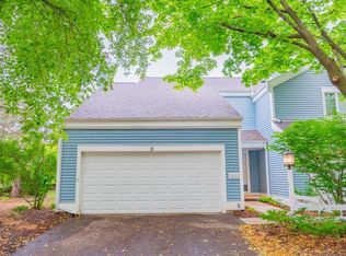 11 Winterberry Trl, Madison, WI 53717