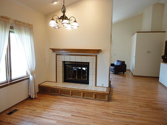 5th image of 8020 E Windwood St