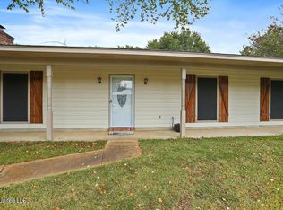 2738 Sycamore Cv N, Pearl, MS 39208