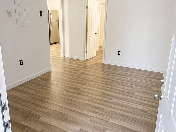 4th image of 736 E 11th Ave #6