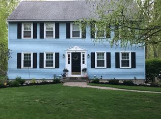 47 Journey Ln, Glenmont, NY 12077