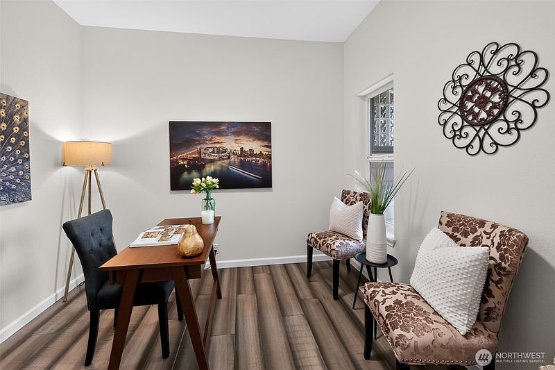 5th image of 8031 118th Avenue NE #8033