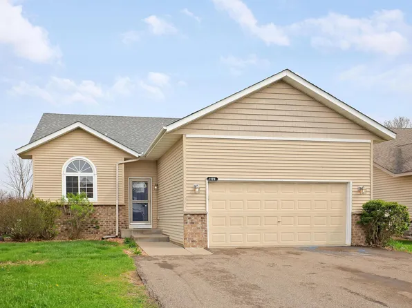 1129 Village St SE, New Prague, MN 56071