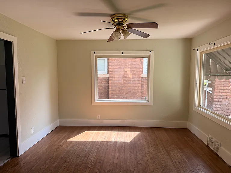 2431 Prast Blvd — Photo 4