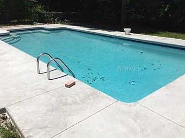 2nd image of 6926 Greenhill Pl