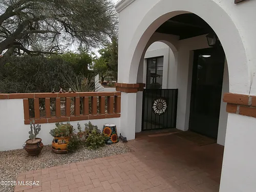 430 S Paseo Pena Photo 1