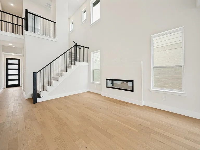 7221 Confetti St — Photo 4