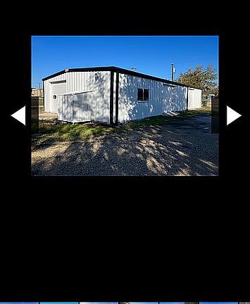 2nd image of 306 W Oak Ave