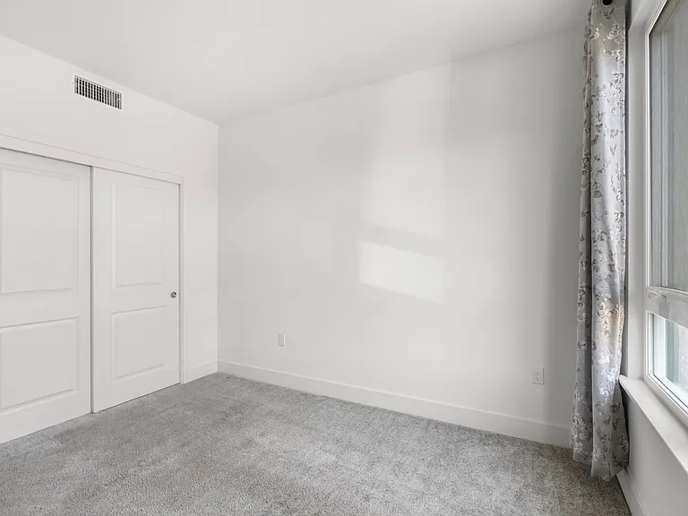 5925 Charlotte Dr #240 — Photo 10