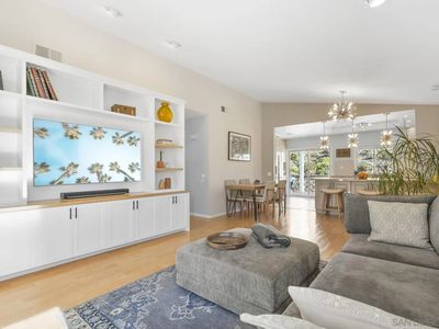 12061 Rue Des Amis, San Diego, CA, 92131