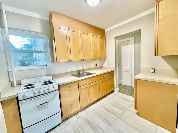 (undisclosed Address), Eastchester, NY 10709