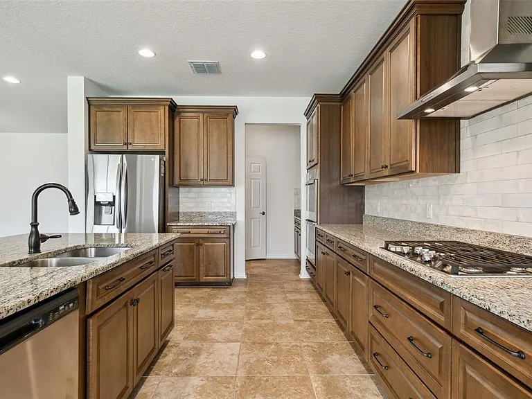 4215 Tatum Loop — Photo 31