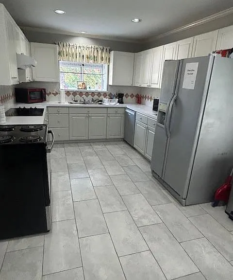 Kitchen Table