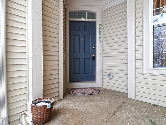 4th image of 856 Amelia Ct