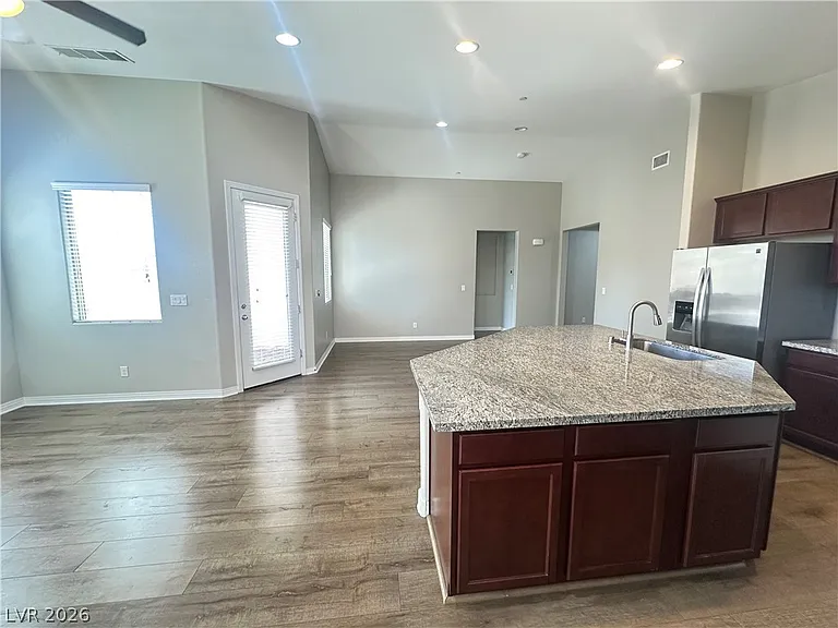 2618 Cooper Gallery St — Photo 16